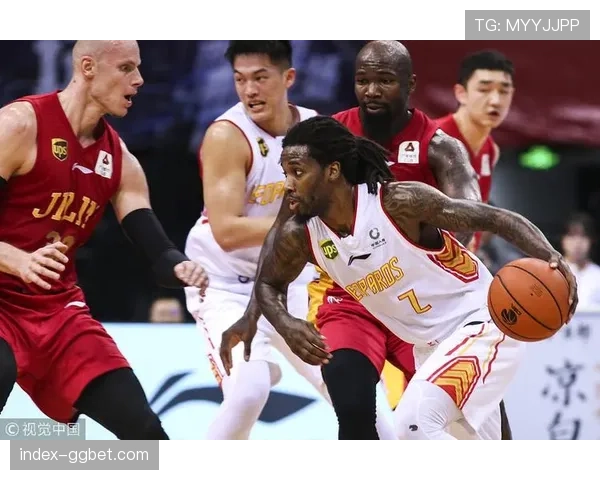 吉林巨人杀手光环褪去 主场不敌深圳无缘五连胜